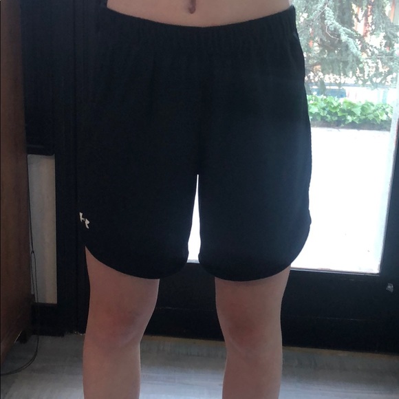 Athletic shorts - Picture 1 of 2